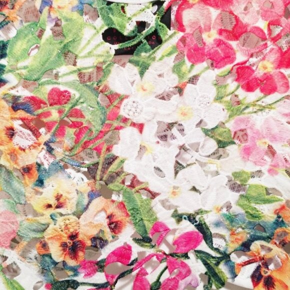 NWT Mi Collection Floral Lace Tank Top: Size 6 - Picture 3 of 3